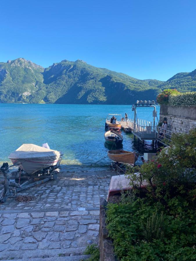Alexa House Front Lake Mandello del Lario Bagian luar foto